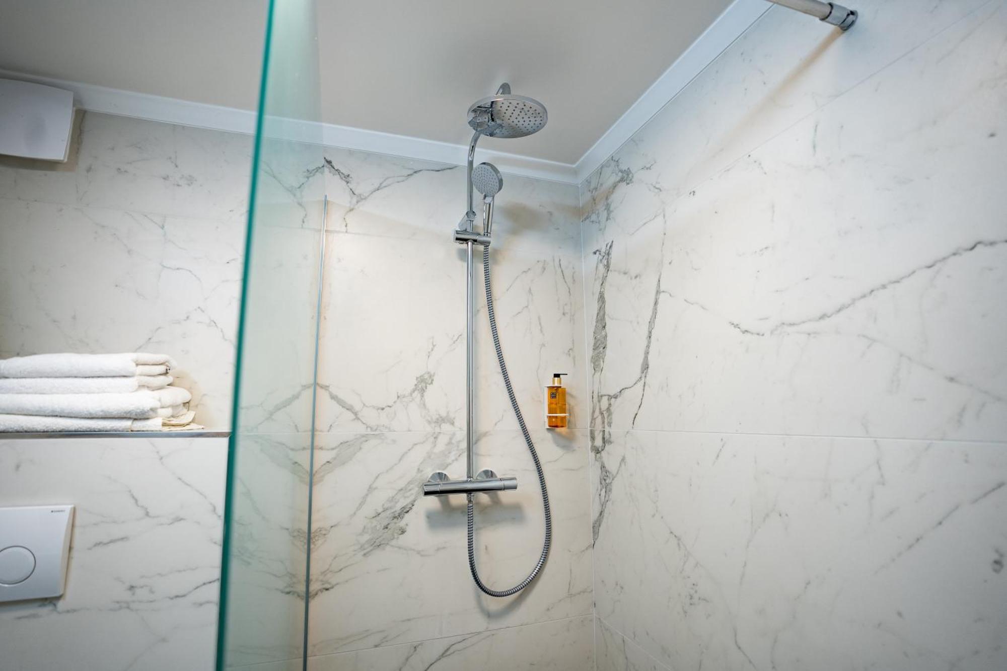 Downtown Double Room Deluxe With Joint Kitchen Budapest Eksteriør billede